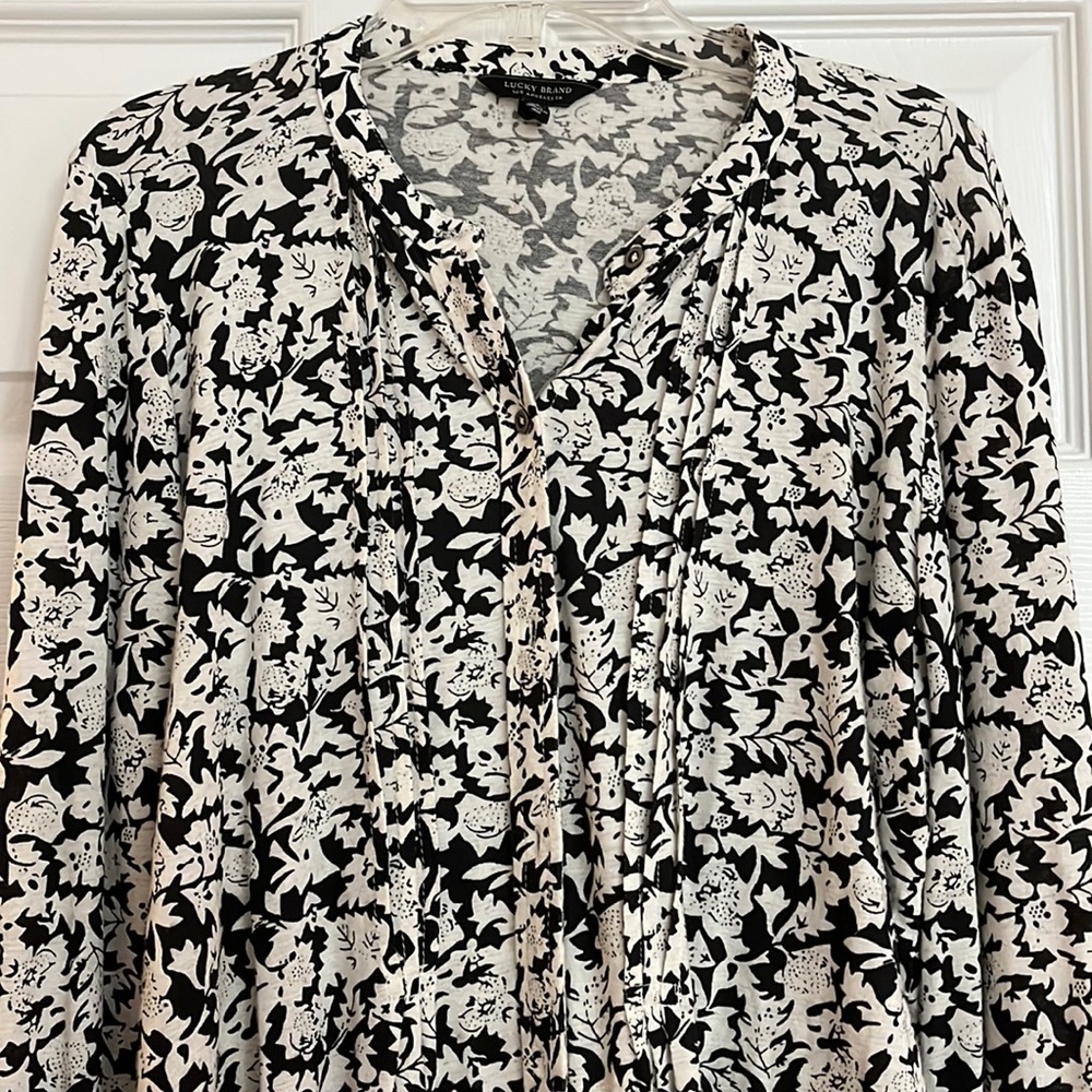 Lucky Brand shirt size S